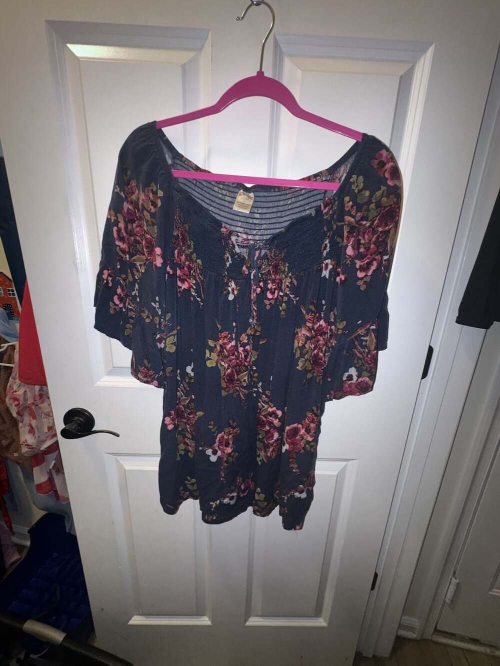 Terra & Sky Plus Size Navy Blue Floral Boho Top 1X (16W-18W)